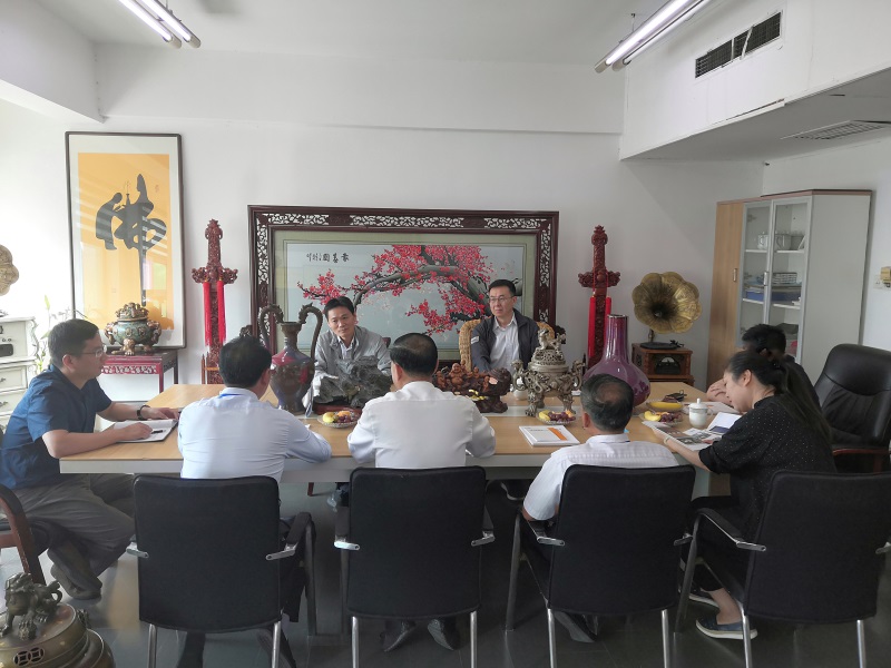 泉山区统战部长李建华一行来LEDONG SPORTS指导党建工作